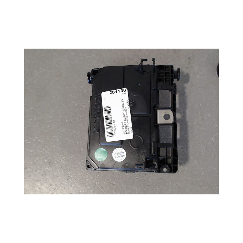 BOITE A FUSIBLES CITROEN C4