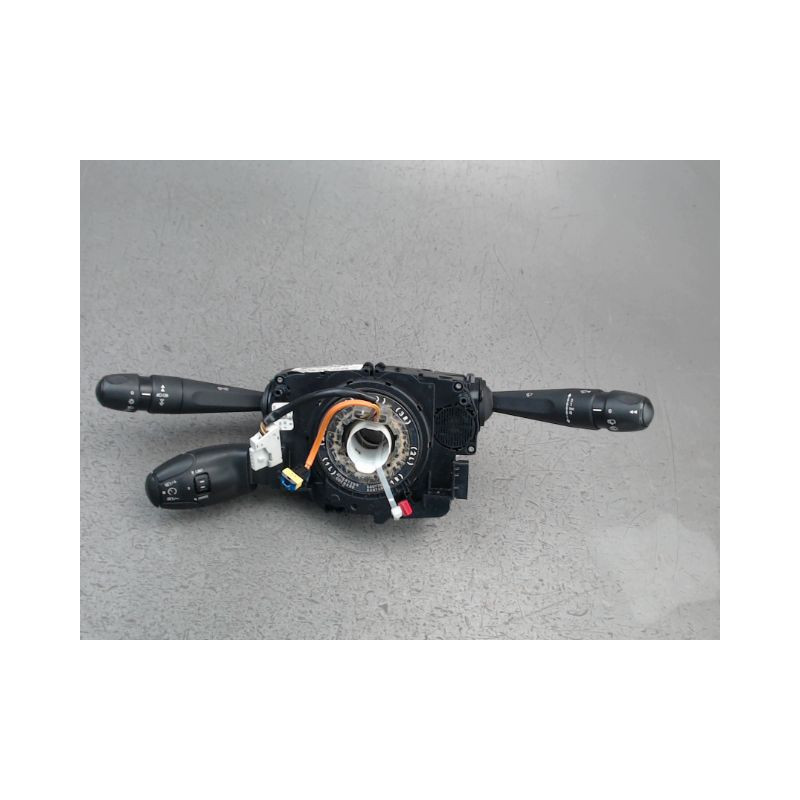 BLOC COMMODOS PEUGEOT 208