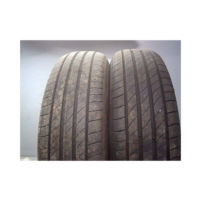 Paire de pneus MICHELIN PRIMACY 4 165 65 15 81 T