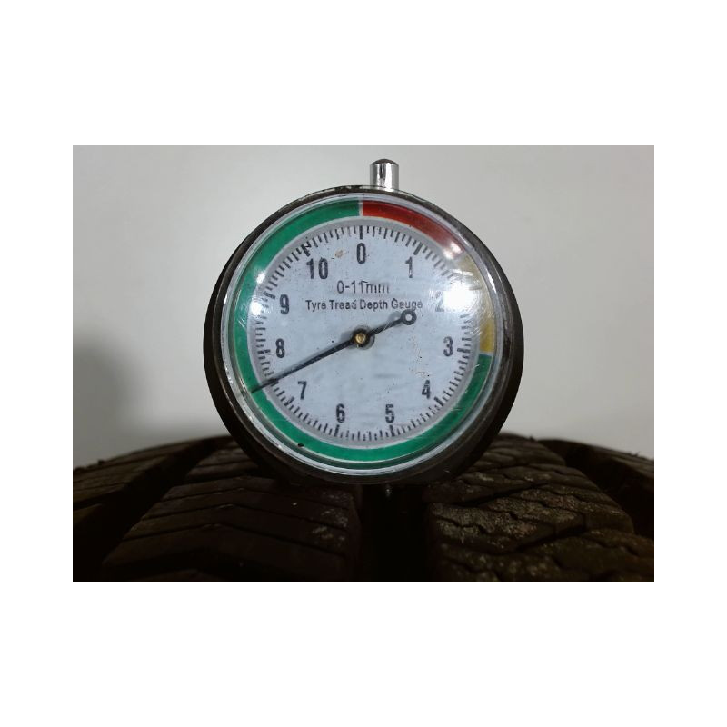 Paire de pneus BLACK STAR TS4 195 65 15 91 H
