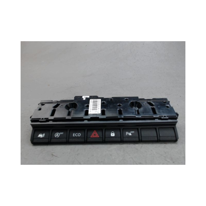 BOUTON DE WARNING RENAULT TRAFIC