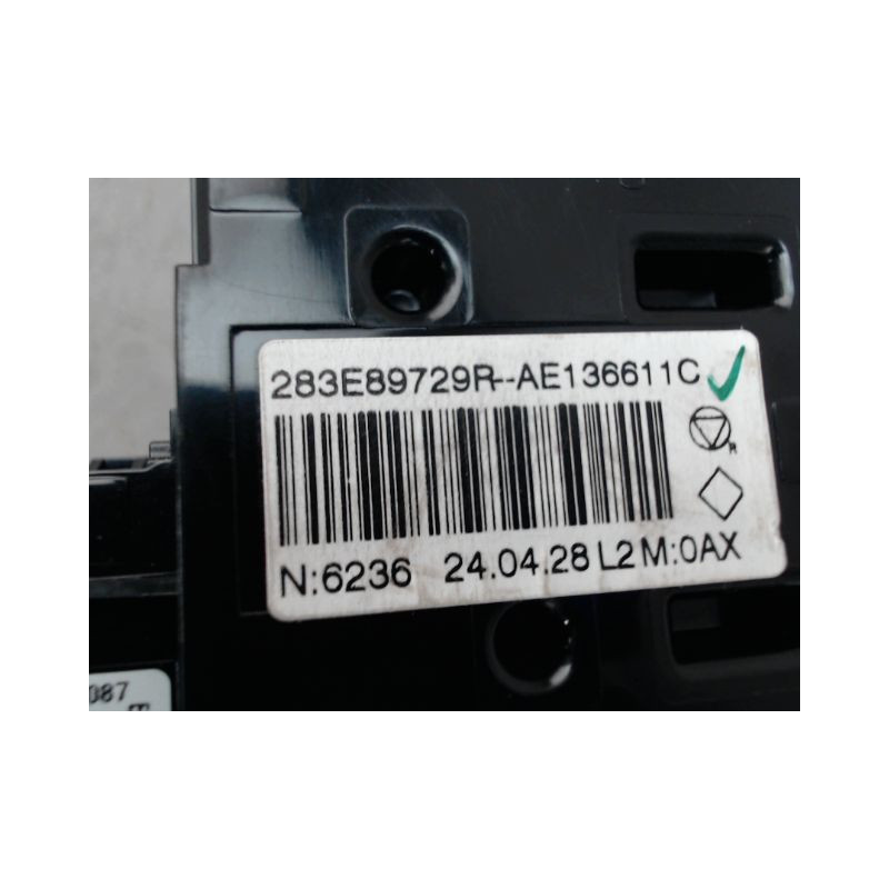 BOUTON DE WARNING RENAULT TRAFIC