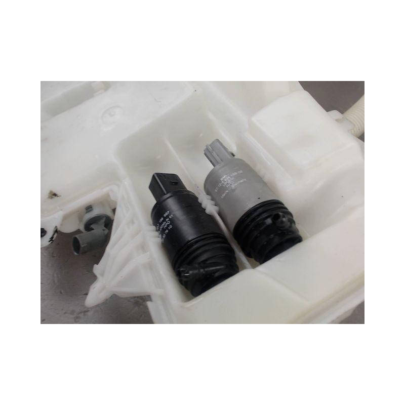 RESERVOIR LAVE-GLACE AVANT B.M.W. X1