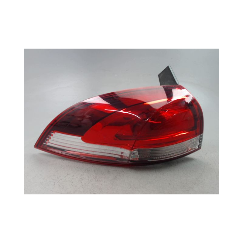 FEU ARRIERE GAUCHE  RENAULT CLIO BREAK IV Phase 1 2012-...