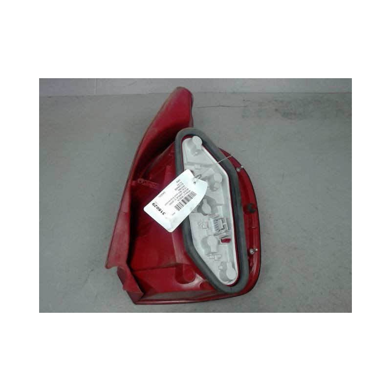 FEU ARRIERE DROIT RENAULT MODUS LONGUE 2008-