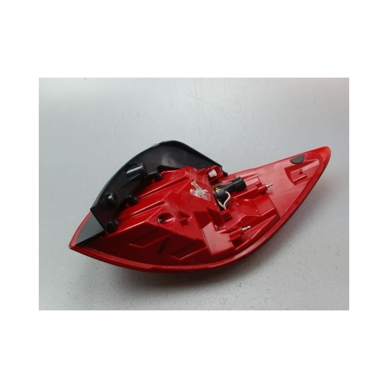 FEU ARRIERE GAUCHE  KIA SPORTAGE BREAK III PHASE 1 2010-2014