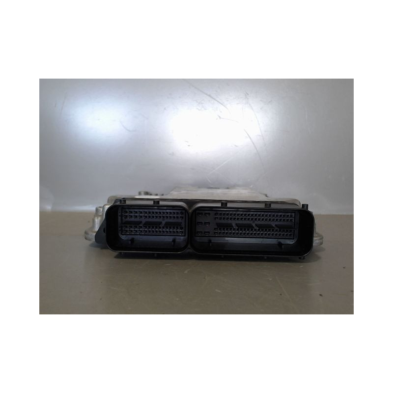 CALCULATEUR MOTEUR VOLKSWAGEN GOLF