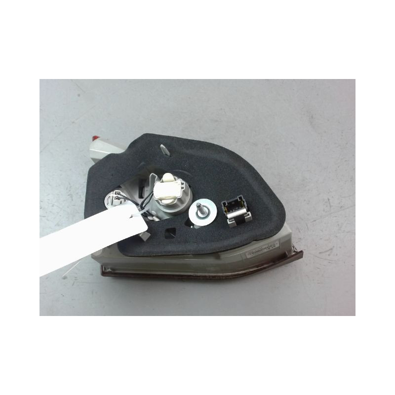 FEU ARRIERE INTERIEUR DROIT PEUGEOT 308 SW 2008-