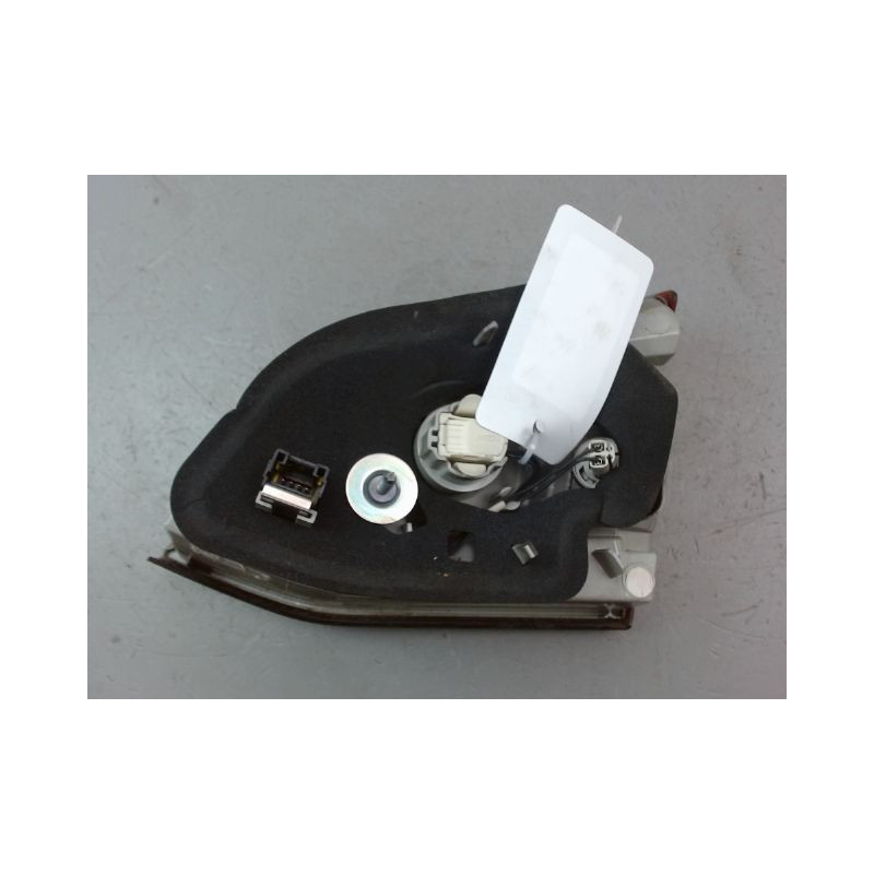 FEU ARRIERE INTERIEUR GAUCHE PEUGEOT 308 SW 2008-