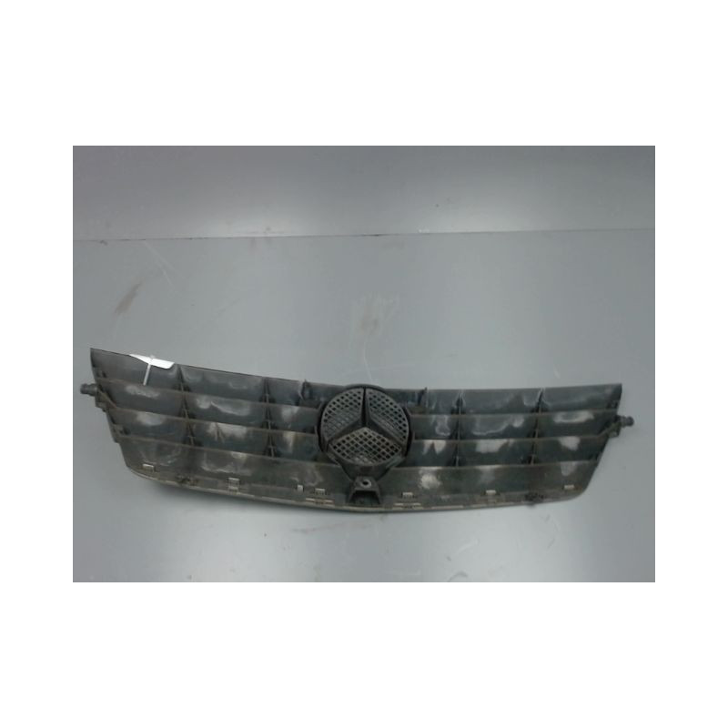 CALANDRE MERCEDES CLASSE C 203 PHASE 1 C 220 2.2