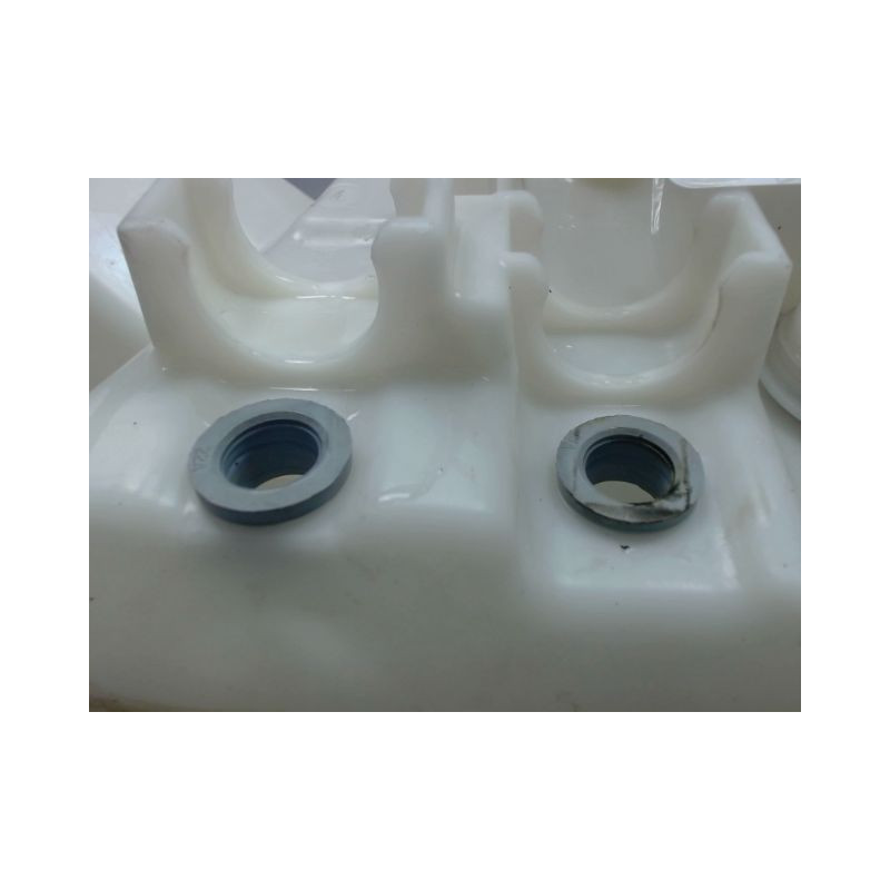 RESERVOIR LAVE-GLACE AVANT LAND ROVER RR EVOQUE
