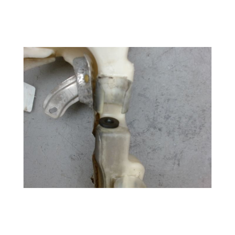 RESERVOIR LAVE-GLACE AVANT AUDI A4 2 AVANT PHASE 2 BREAK GASOI