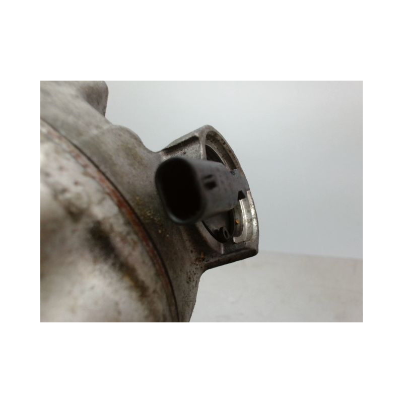 COMPRESSEUR AIR CONDITIONNE FORD FOCUS