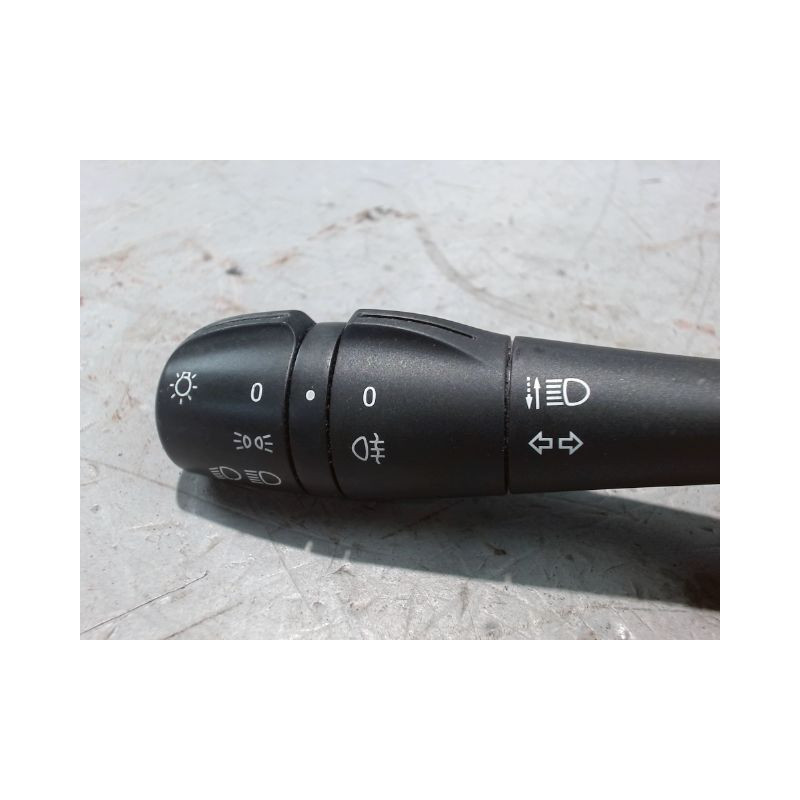 COMMANDE CLIGNOTANT RENAULT CLIO IV