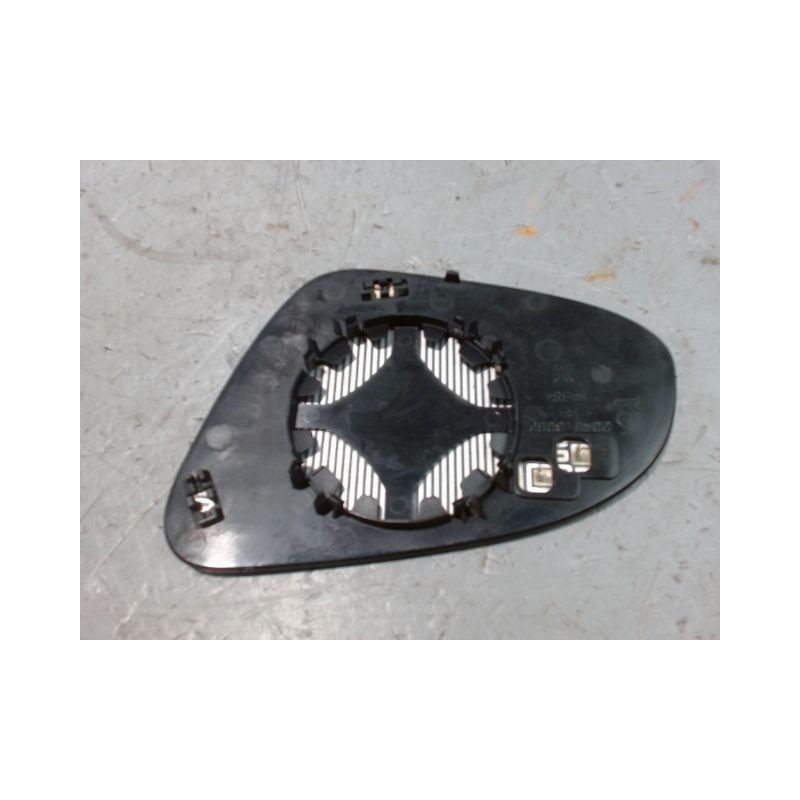 GLACE RETROVISEUR EXT D TOYOTA AURIS 2010-