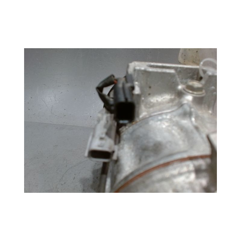 COMPRESSEUR AIR CONDITIONNE RENAULT MEGANE