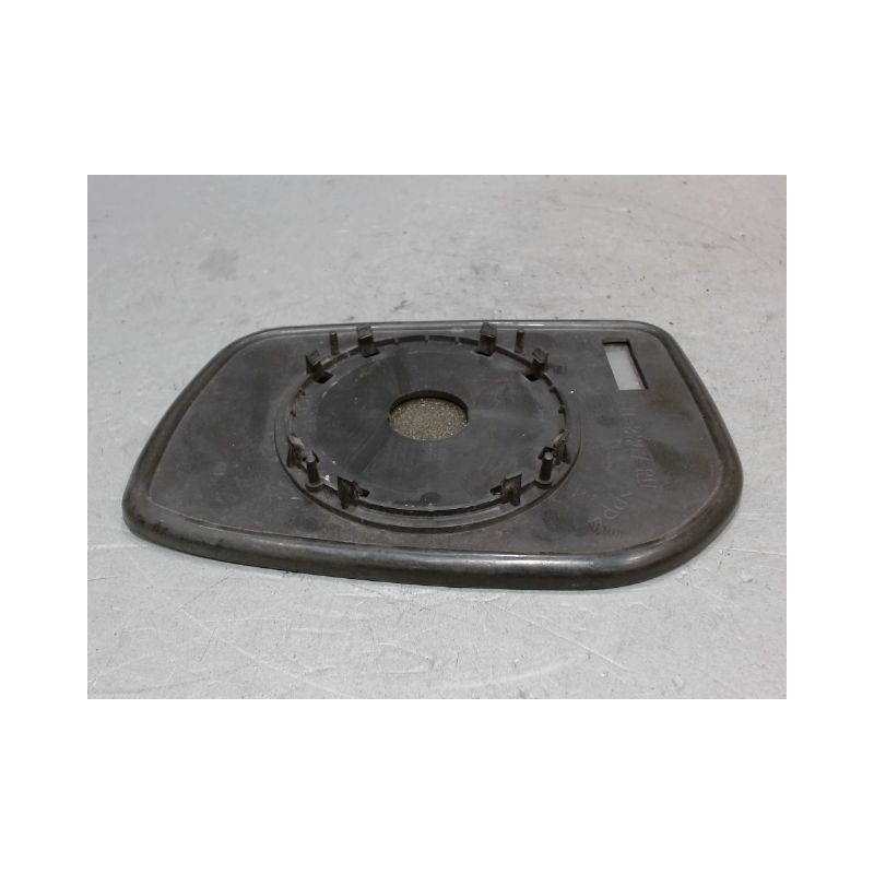 GLACE RETROVISEUR EXT D TOYOTA YARIS
