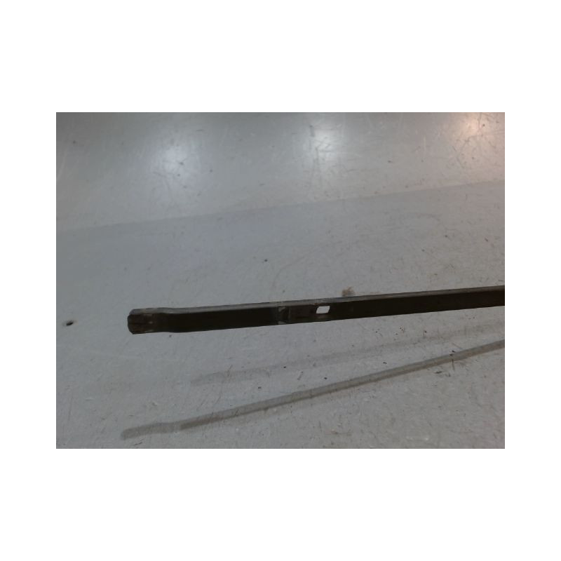 BRAS ESSUIE-GLACE AVANT DROIT RENAULT CLIO