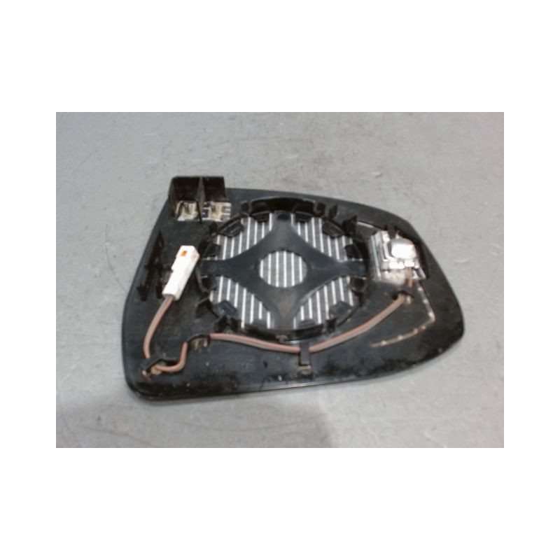 GLACE RETROVISEUR EXT G FORD FOCUS