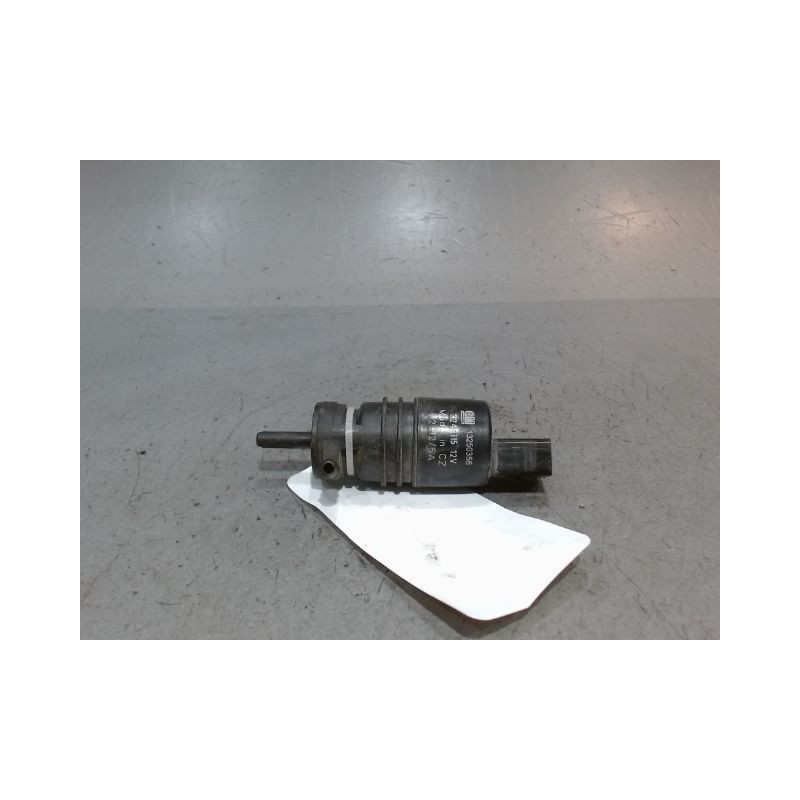 POMPE LAVE-GLACE AVANT SUZUKI SWIFT
