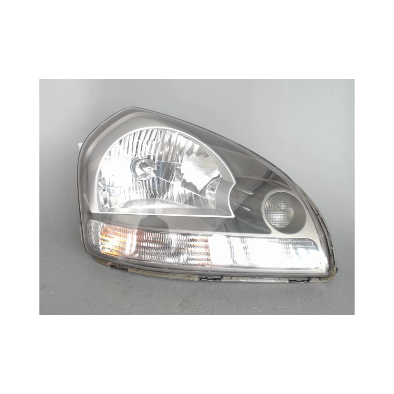 PHARE DROIT HYUNDAI TUCSON BREAK I 2004-2010