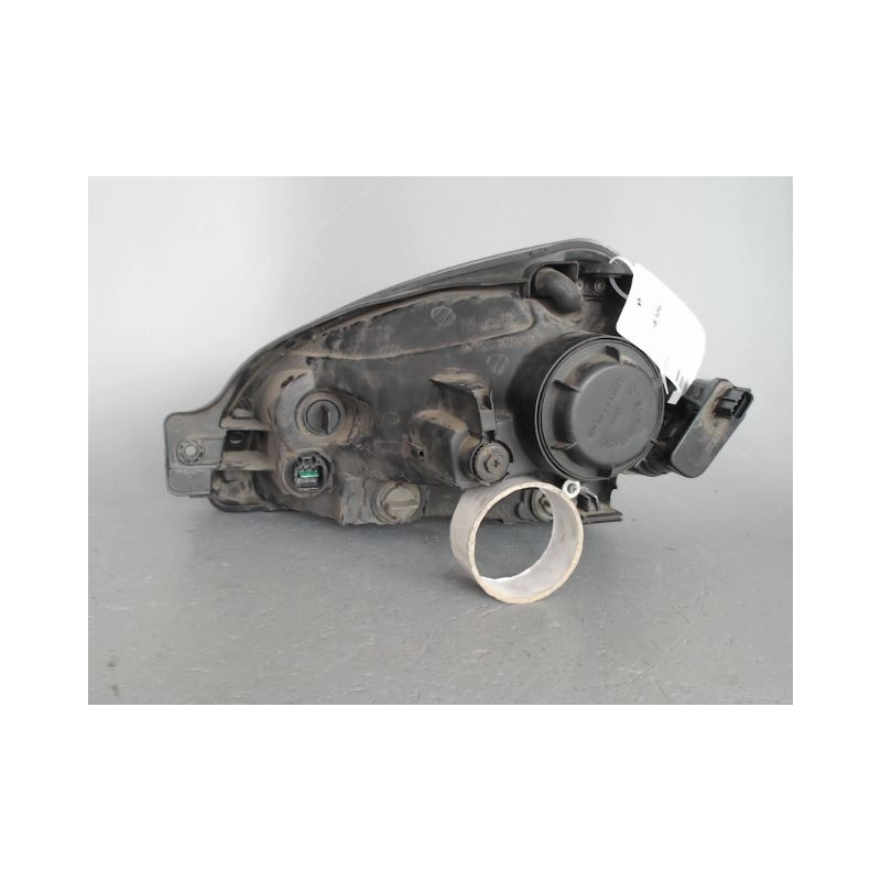 PHARE DROIT HYUNDAI TUCSON BREAK I 2004-2010