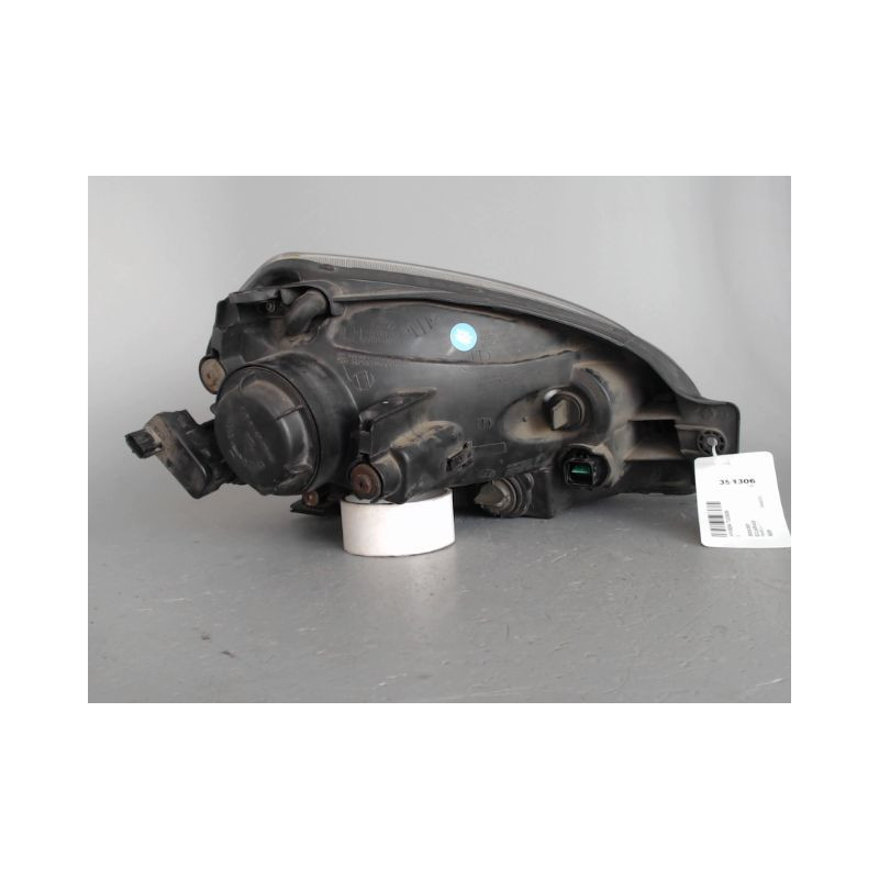 PHARE GAUCHE HYUNDAI TUCSON BREAK I 2004-2010