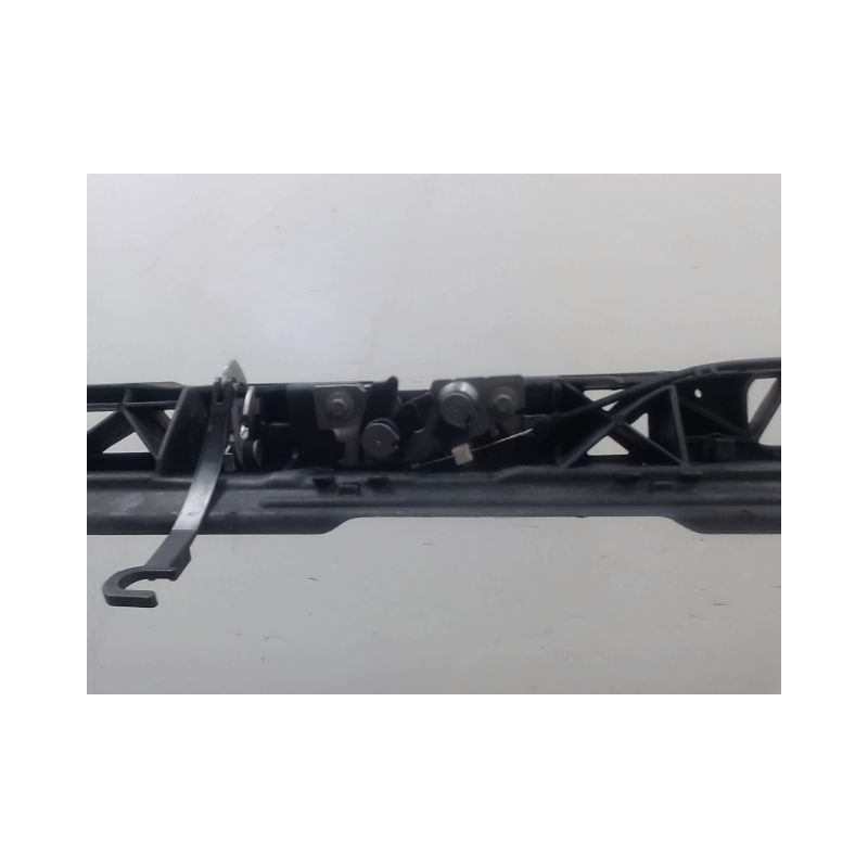 TRAVERSE SUPERIEURE ARMATURE AVANT PEUGEOT 308 2009-