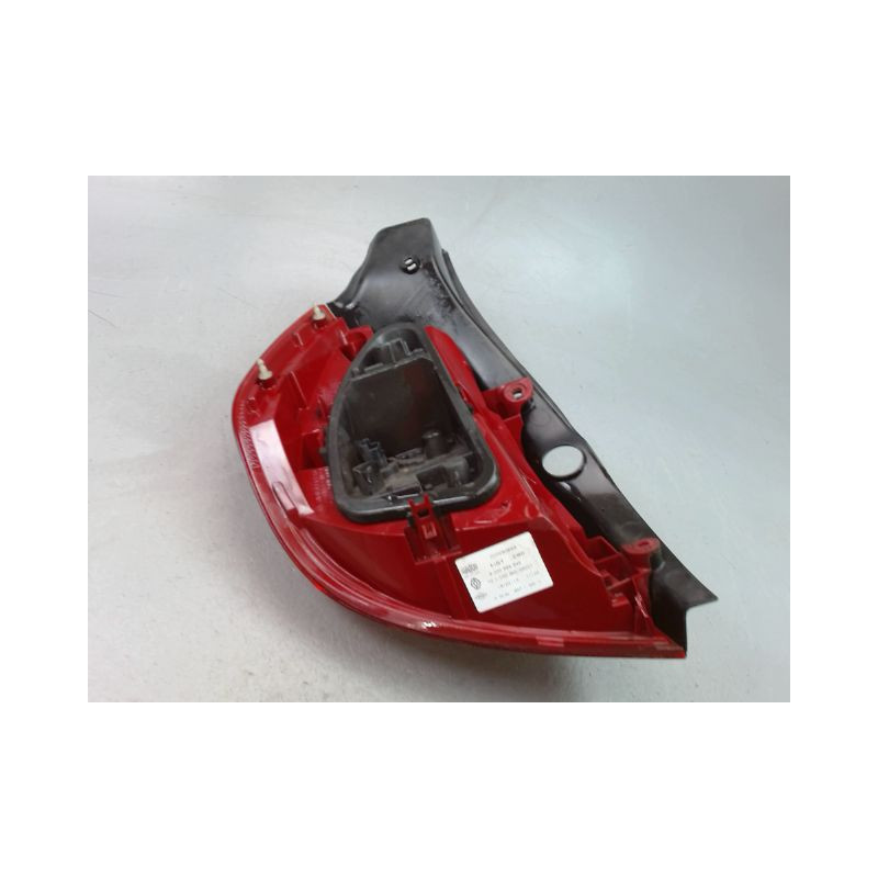 FEU ARRIERE DROIT RENAULT CLIO III Phase 2 2009-2014