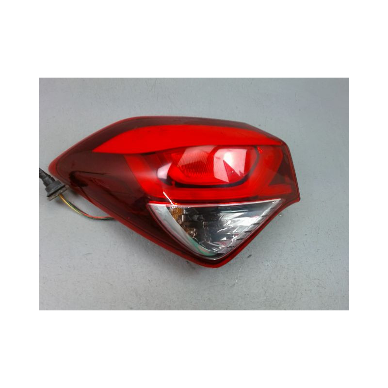 FEU ARRIERE GAUCHE  HYUNDAI I20