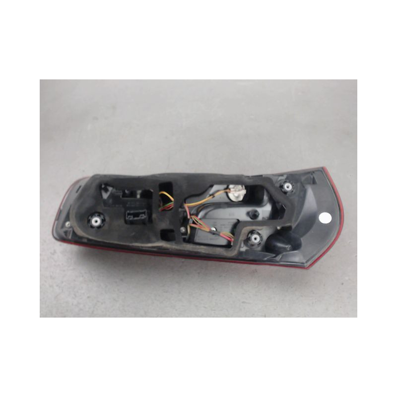 FEU ARRIERE DROIT CITROEN C4
