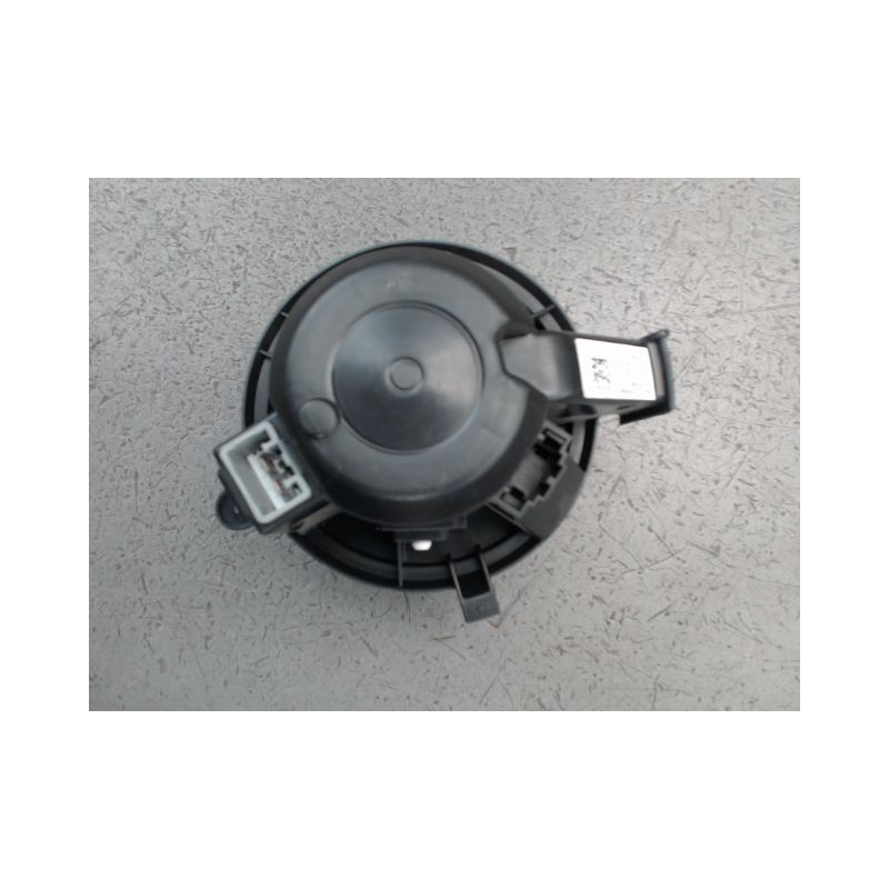 MOTEUR VENTILATEUR CHAUFFAGE RENAULT TWINGO