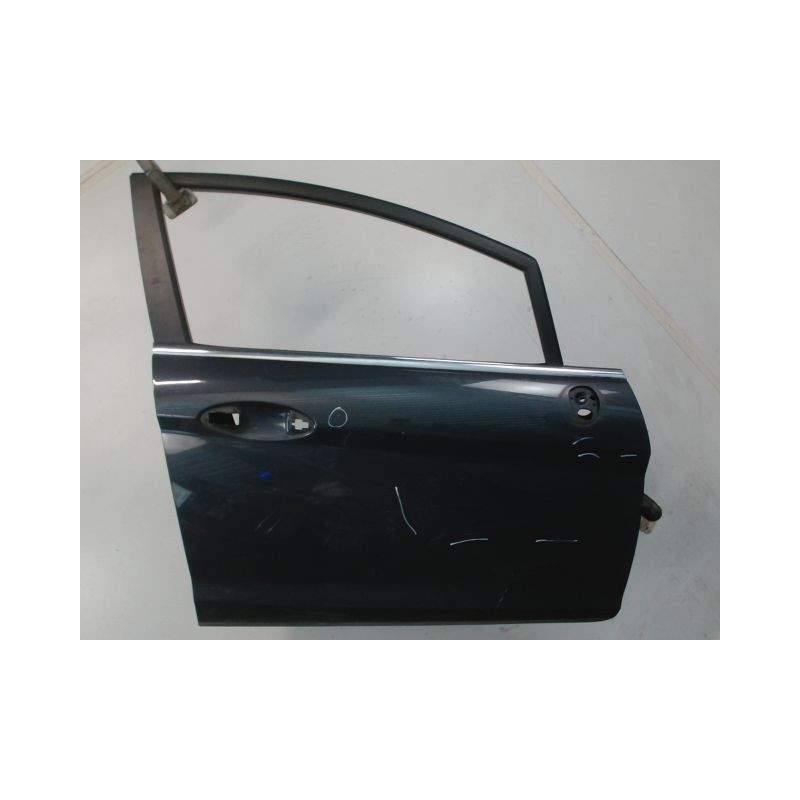 PORTE AVANT DROIT FORD FIESTA