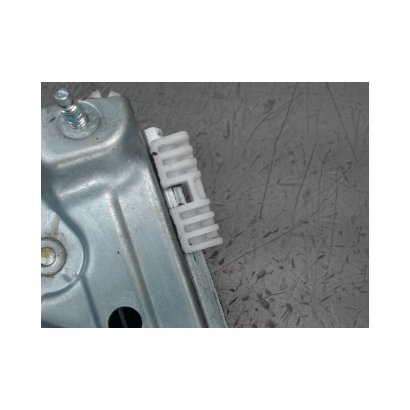 MECANISME LEVE-GLACE AVANT GAUCHE RENAULT MEGANE