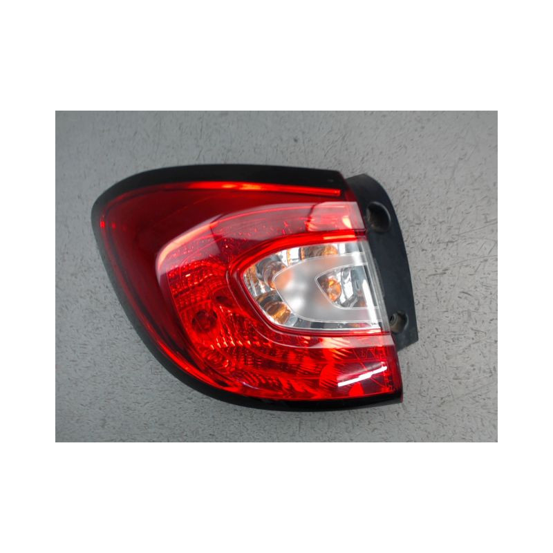 FEU ARRIERE GAUCHE  RENAULT CAPTUR