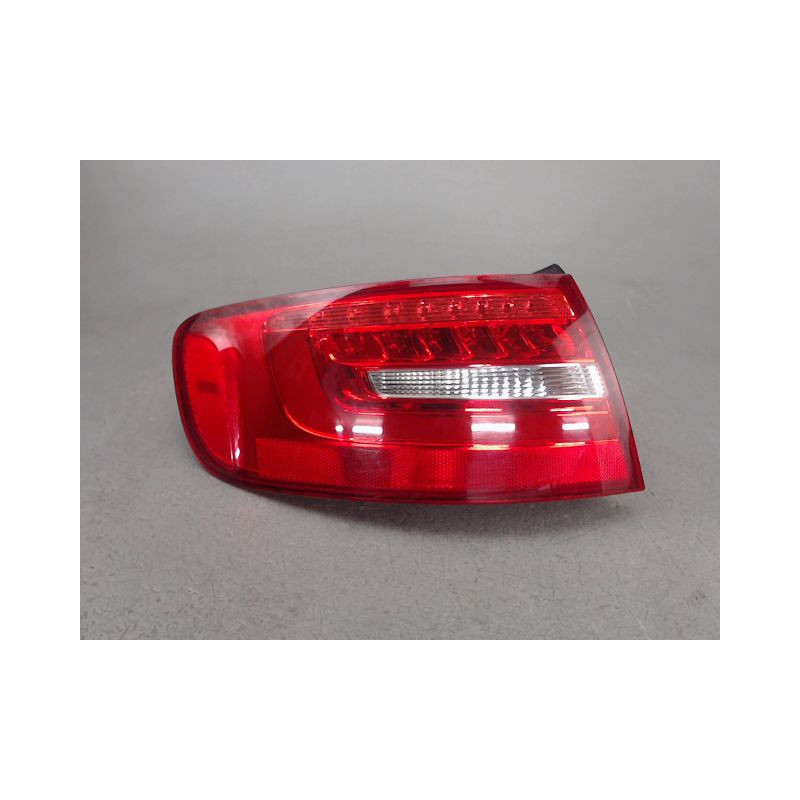 FEU ARRIERE GAUCHE  AUDI A4