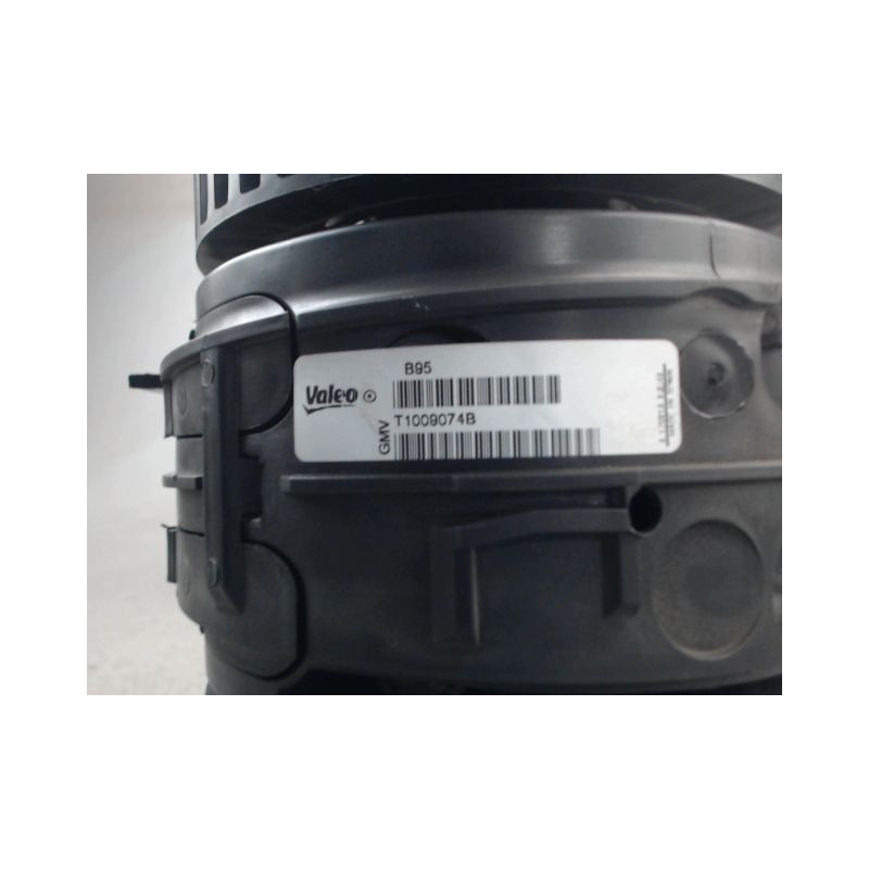 MOTEUR VENTILATEUR CHAUFFAGE RENAULT MEGANE