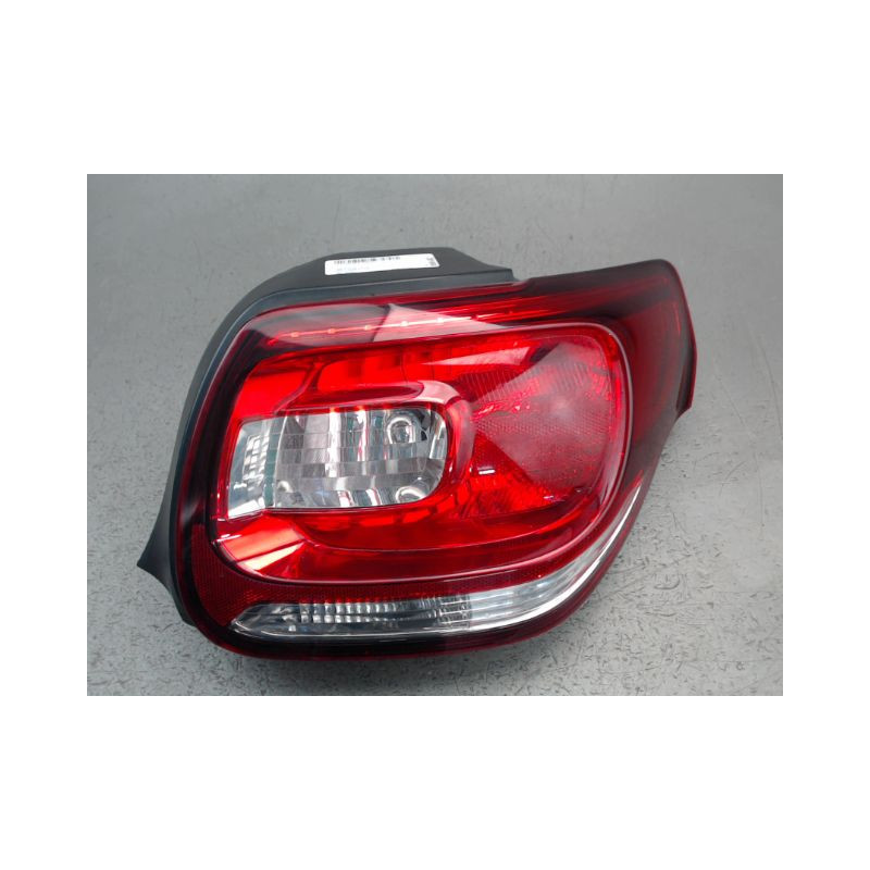FEU ARRIERE DROIT CITROEN DS3
