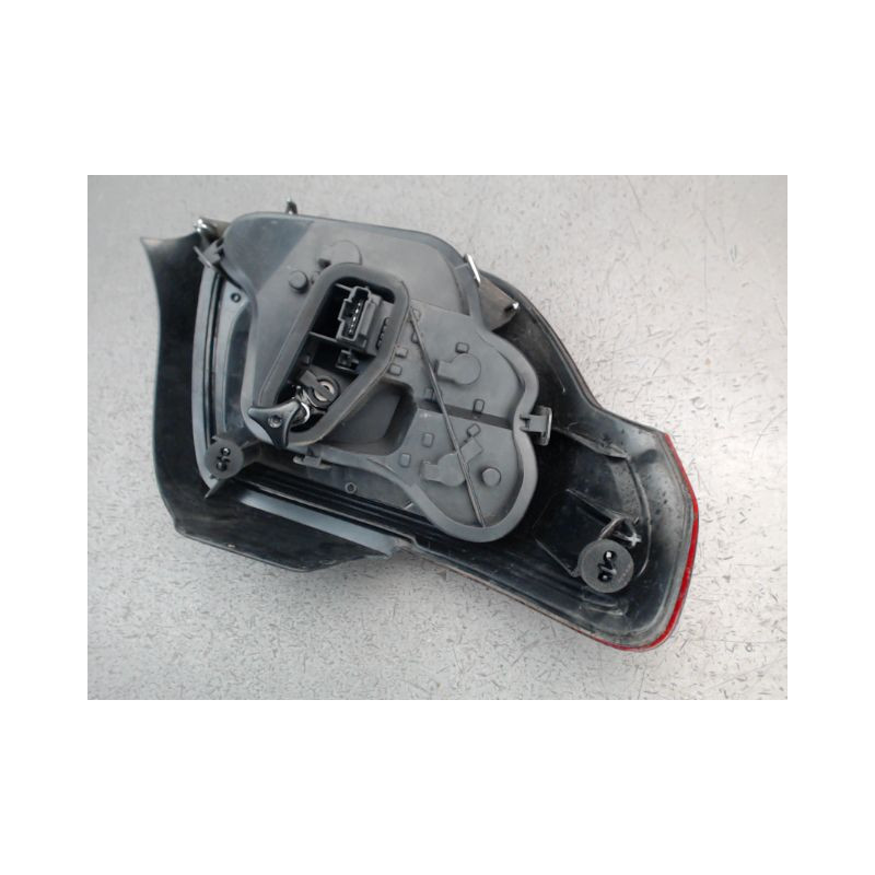 FEU ARRIERE DROIT CITROEN DS3