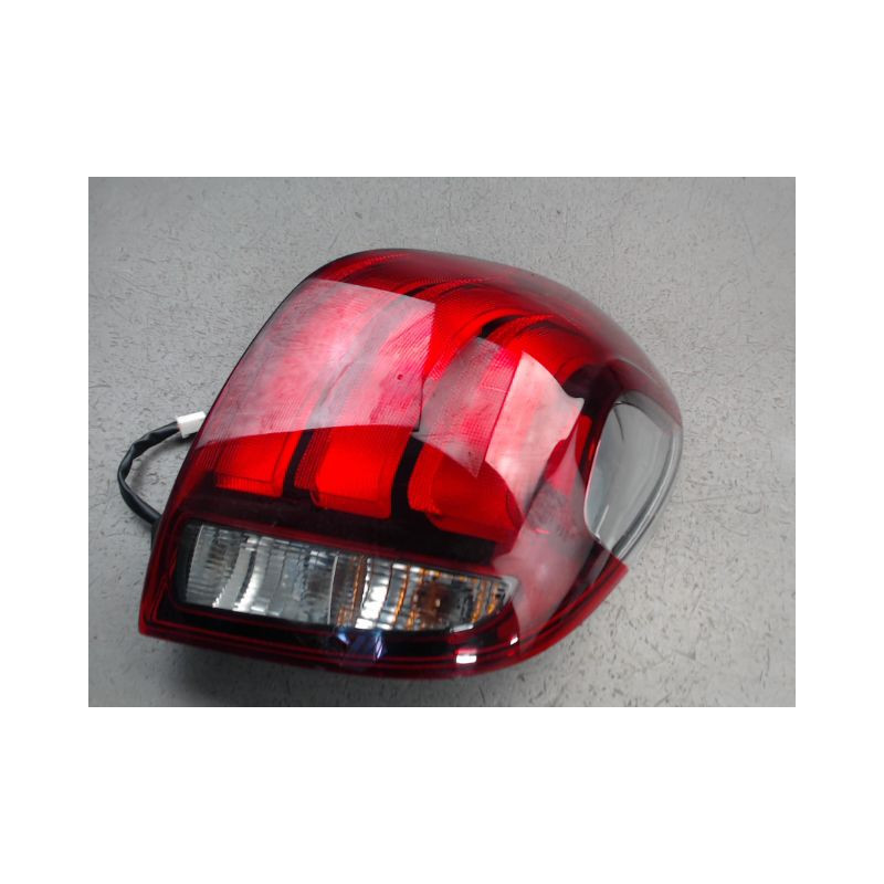 FEU ARRIERE DROIT PEUGEOT 108
