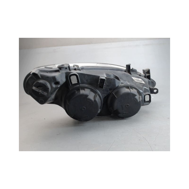 PHARE GAUCHE PEUGEOT 307
