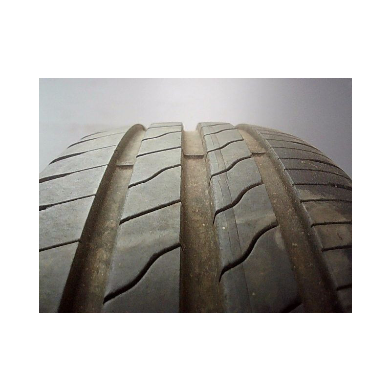Pneu GOOD YEAR EFFICIENT GRIP COMPACT 2 185 65 15 88 T