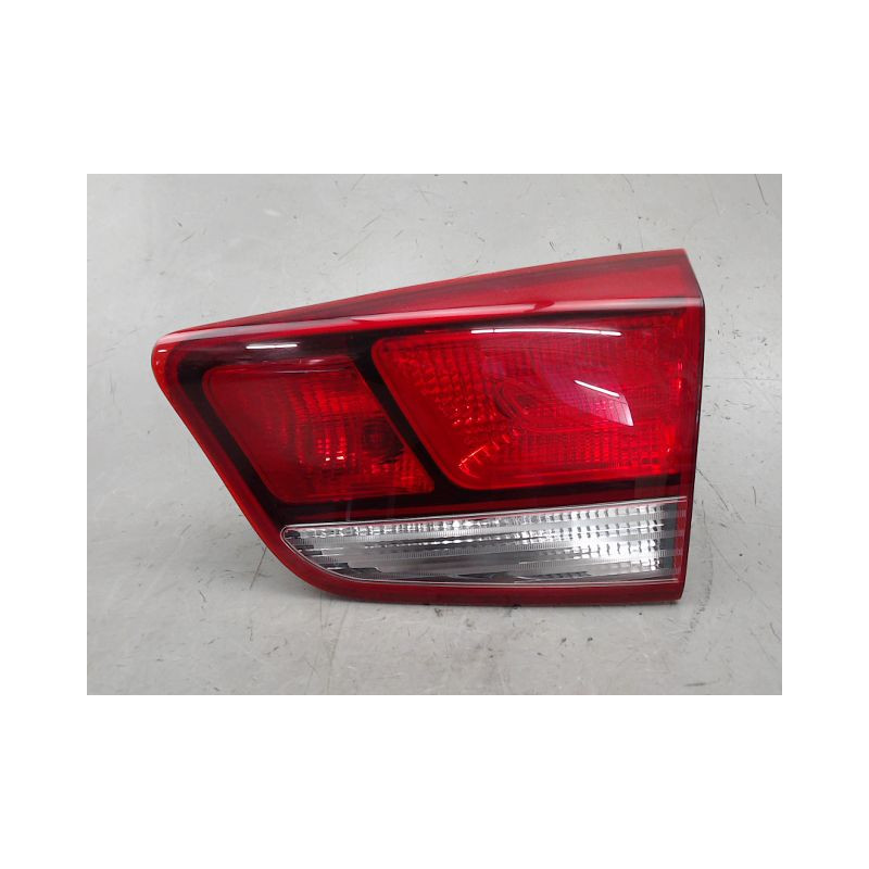 FEU ARRIERE INTERIEUR DROIT KIA RIO