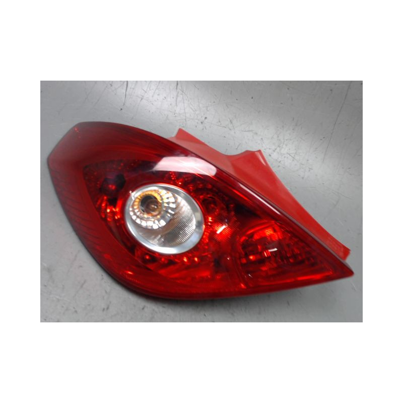 FEU ARRIERE GAUCHE  OPEL CORSA 06-09