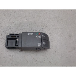 COMMANDE AUTORADIO