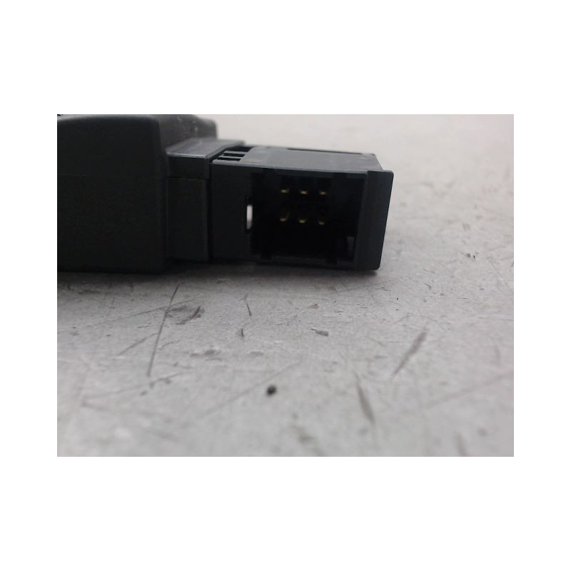 COMMANDE AUTORADIO DACIA SANDERO