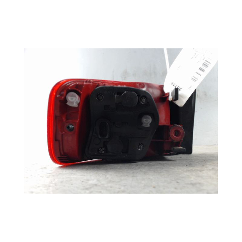 FEU ARRIERE DROIT AUDI A4 2008-