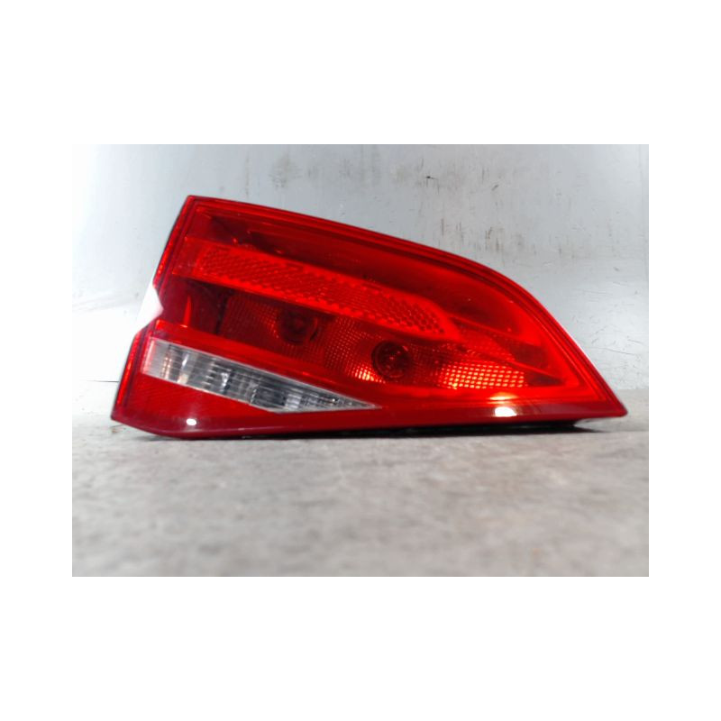 FEU ARRIERE INTERIEUR GAUCHE AUDI A4 2008-