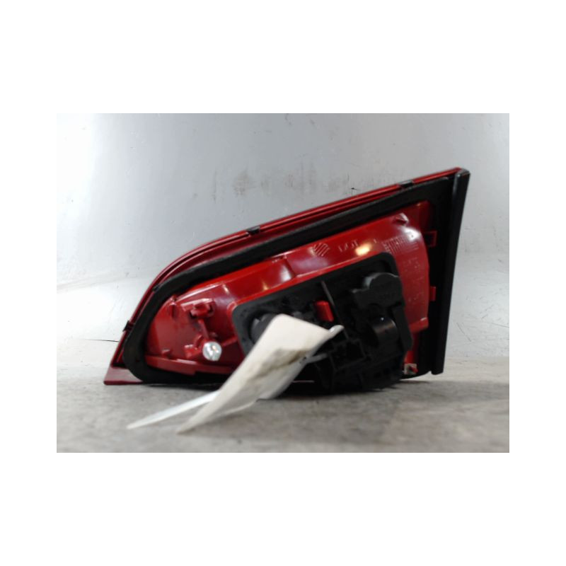 FEU ARRIERE INTERIEUR GAUCHE AUDI A4 2008-