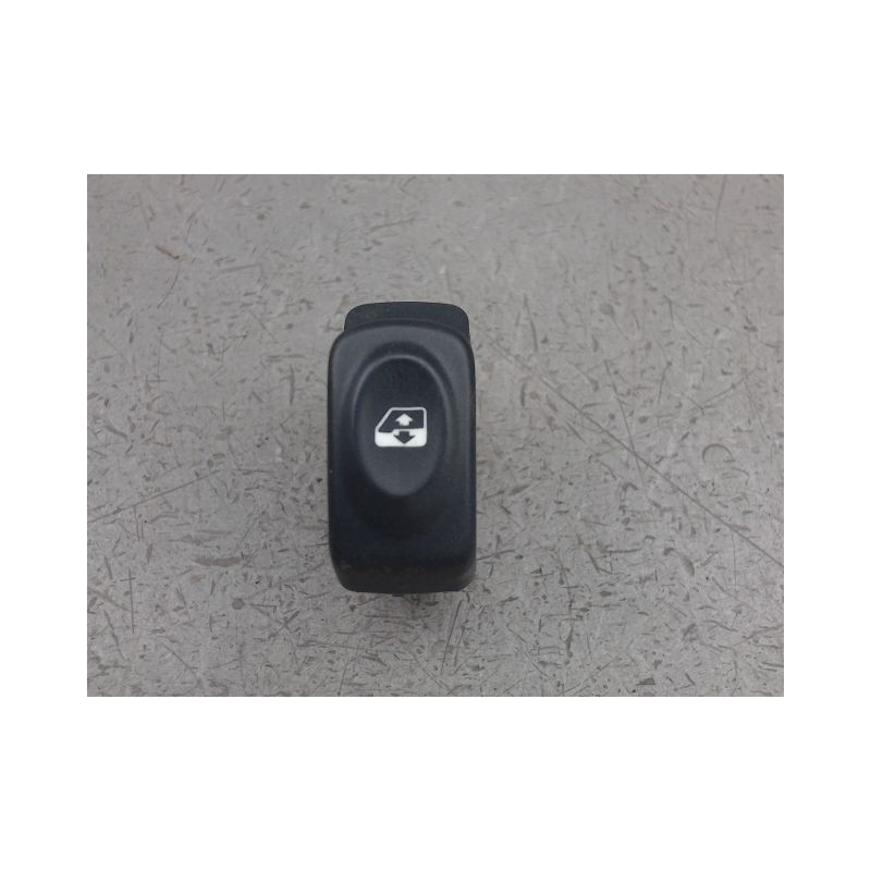 COMMANDE LEVE-GLACE PORTE AVD RENAULT KANGOO